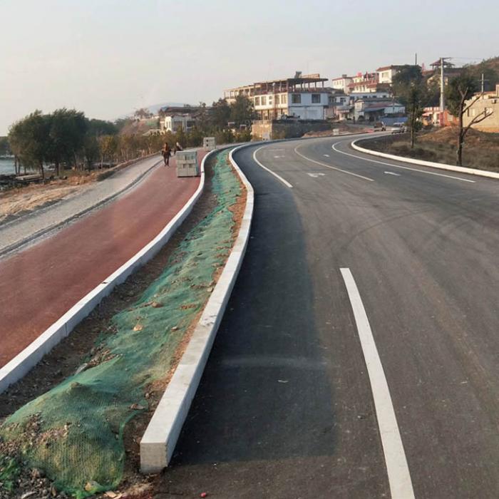 路沿石